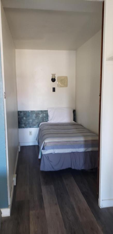 The State Inn Pullman Bagian luar foto