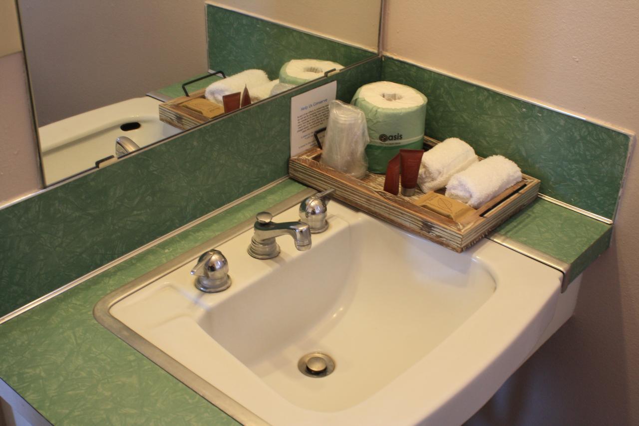 The State Inn Pullman Bagian luar foto